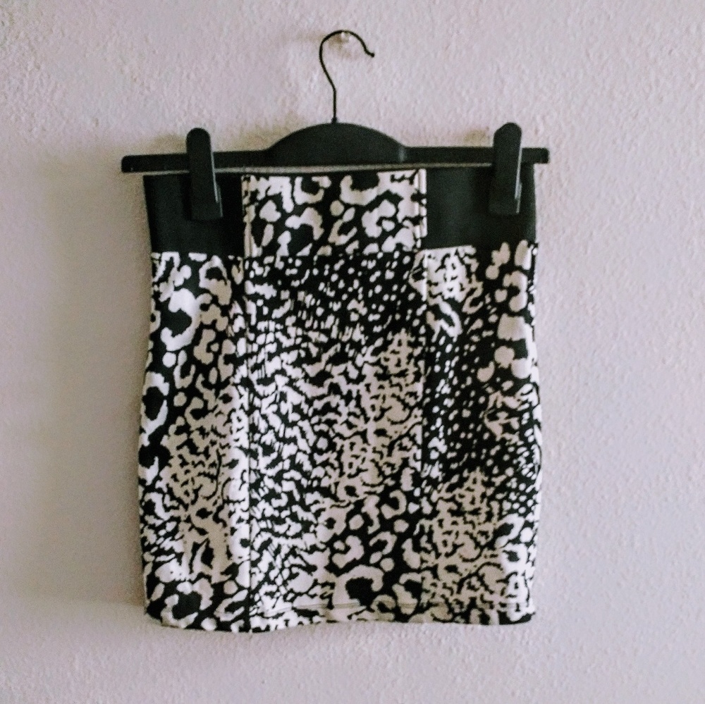 BOGO Bodycon Leopard Print Mini Skirt